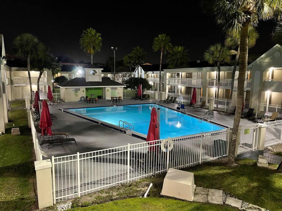 Newly Room In Cozy Hotel With Super Location To The Parks Kissimmee Exterior foto